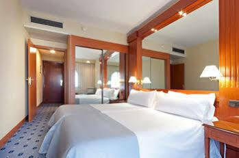 Tryp Macarena 4* Séville